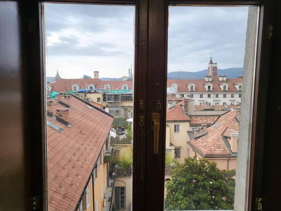 Apartmán Mansarda Di Charme Con Vista Turín Exteriér fotografie