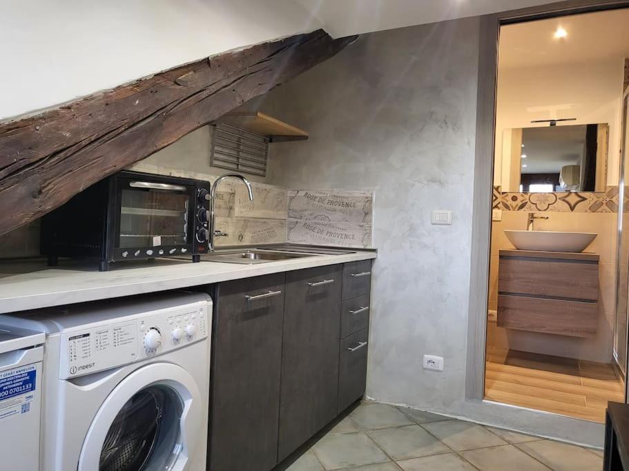 Apartmán Mansarda Di Charme Con Vista Turín Exteriér fotografie
